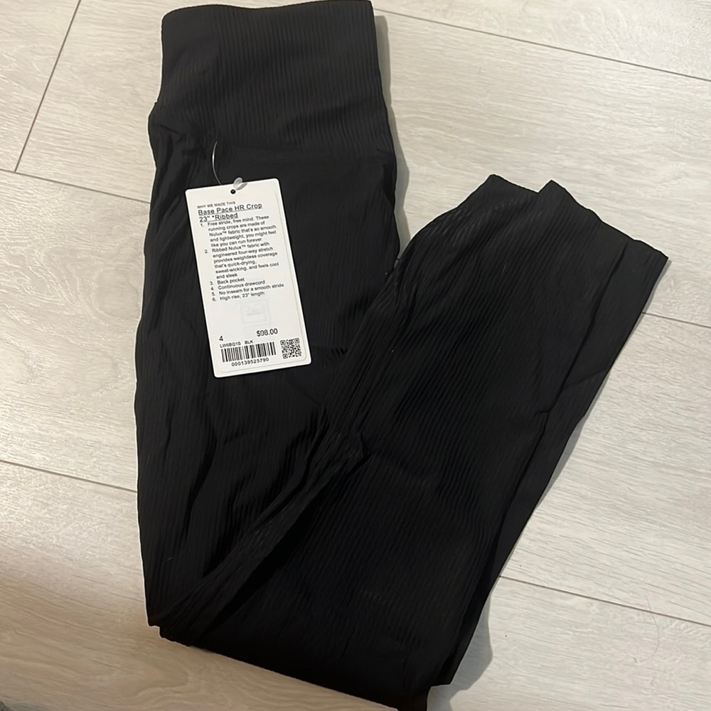 Lululemon base pace crop 23” ribbed
